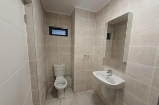 To Let 1 Bedroom Property for Rent in Admirals Park Western Cape